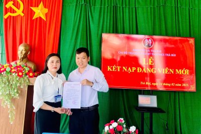KẾT NẠP ĐẢNG VIÊN MỚI